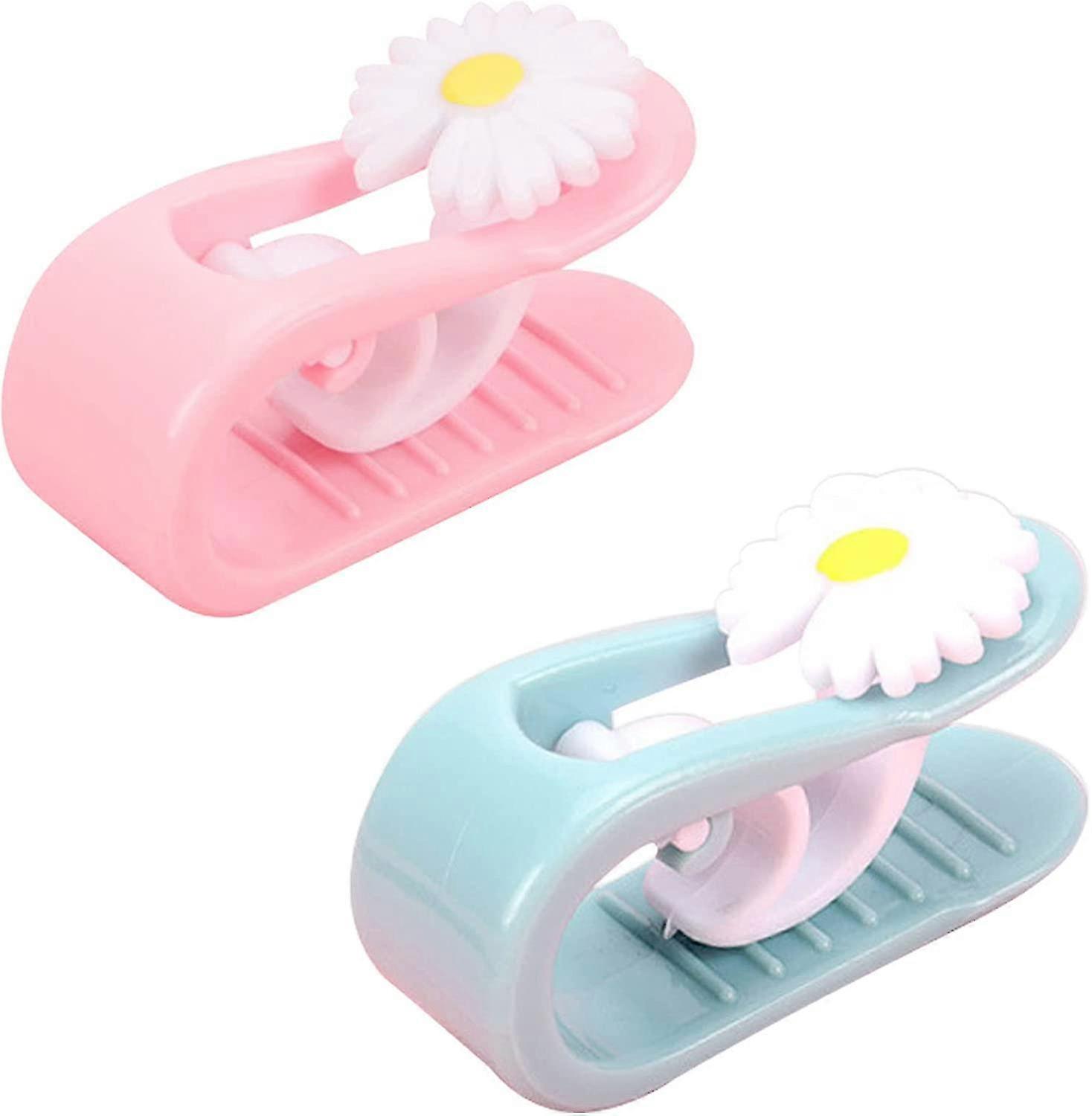 Quilt Holders, Cute Daisy - Shaped, Durable Plastic, Practical Bedding Fasteners for Securing Quilts and Comforters