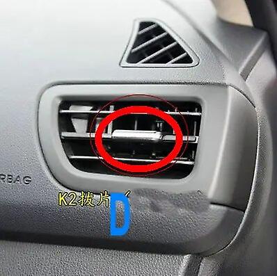 It is suitable for the cold and warm air adjusting clip of air outlet paddle of Kia K2 air conditioner~63798