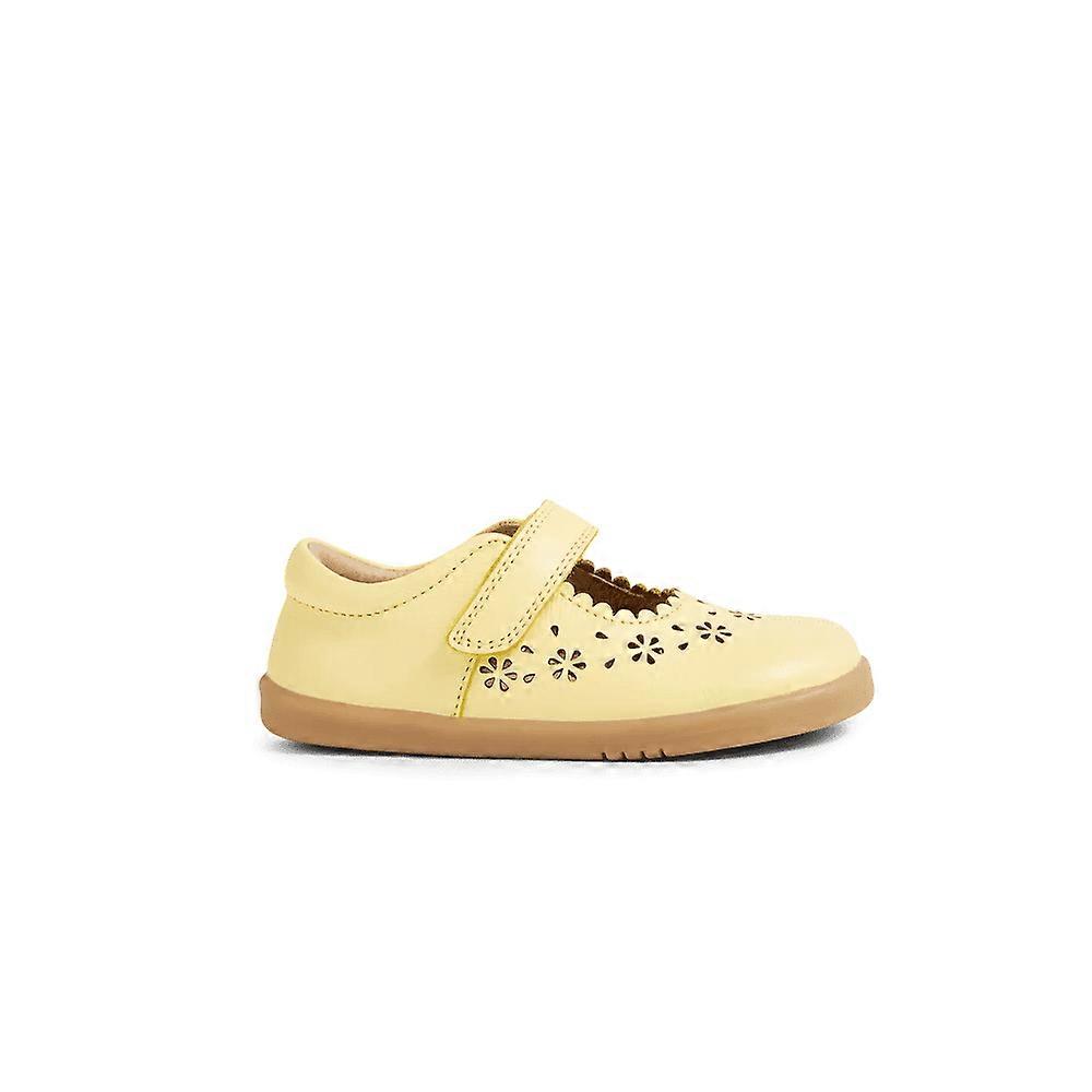 Kids Bobux 652701 Iw Tilly Shoe In Pale Banana