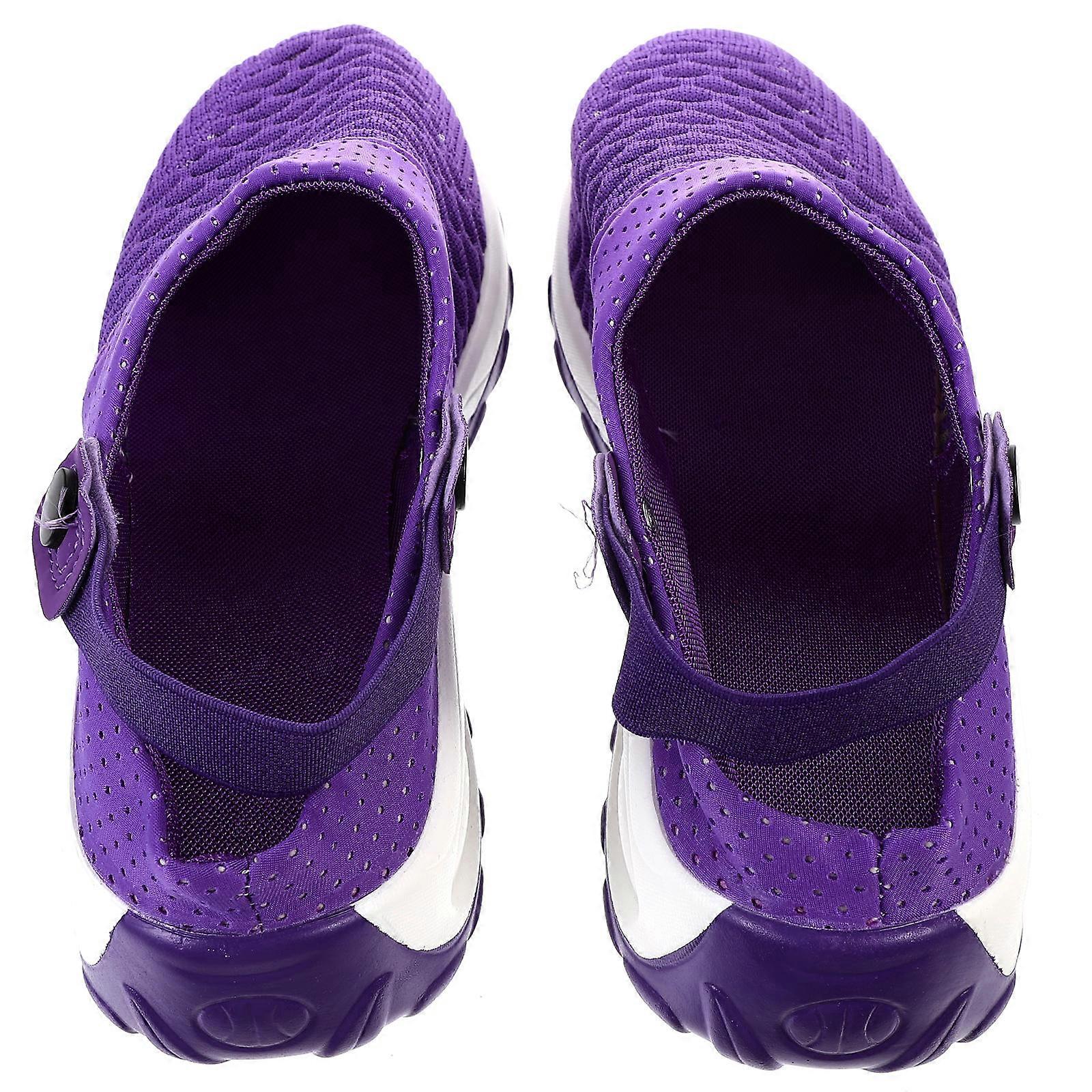 Non-skid Sandals, Providing Reliable Traction, Ideal for