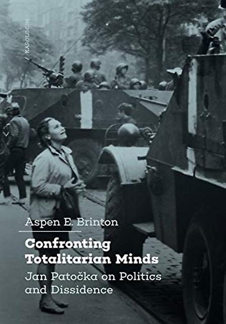 Confrontando Mentes Totalitarias por Aspen Brinton Libro de Rústica