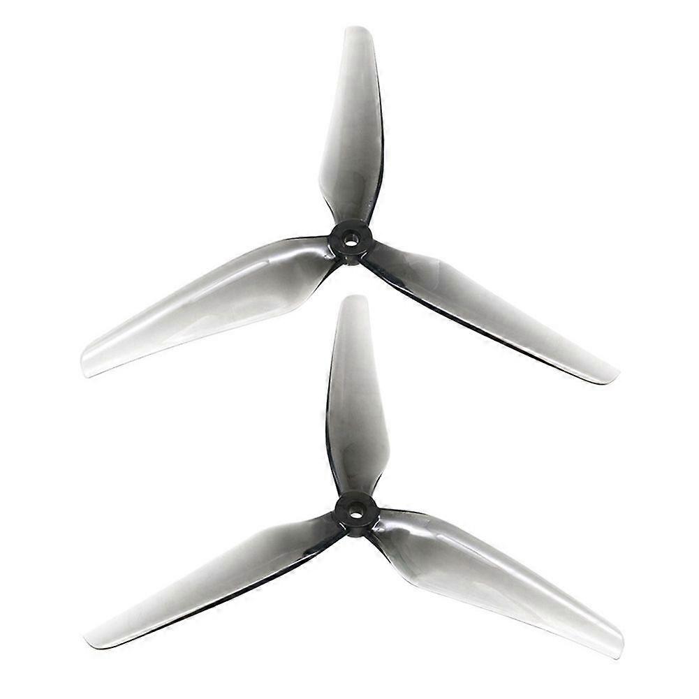 Tilbehør til fjernstyrte flymodeller med tre blader og propeller
