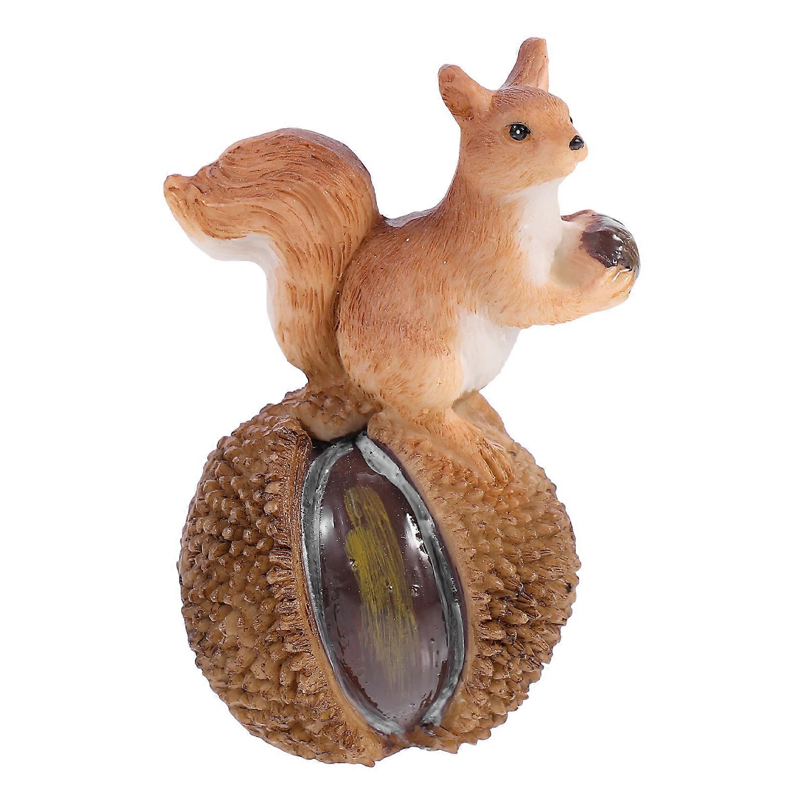 Realistic Squirrel Figurine Moss Micro Landscape Fine Craftsmanship 8.5X5.4CM 1Pc