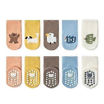 5 pairs adorable non-slip baby socks, toddler with cartoon animal patterns, trampoline