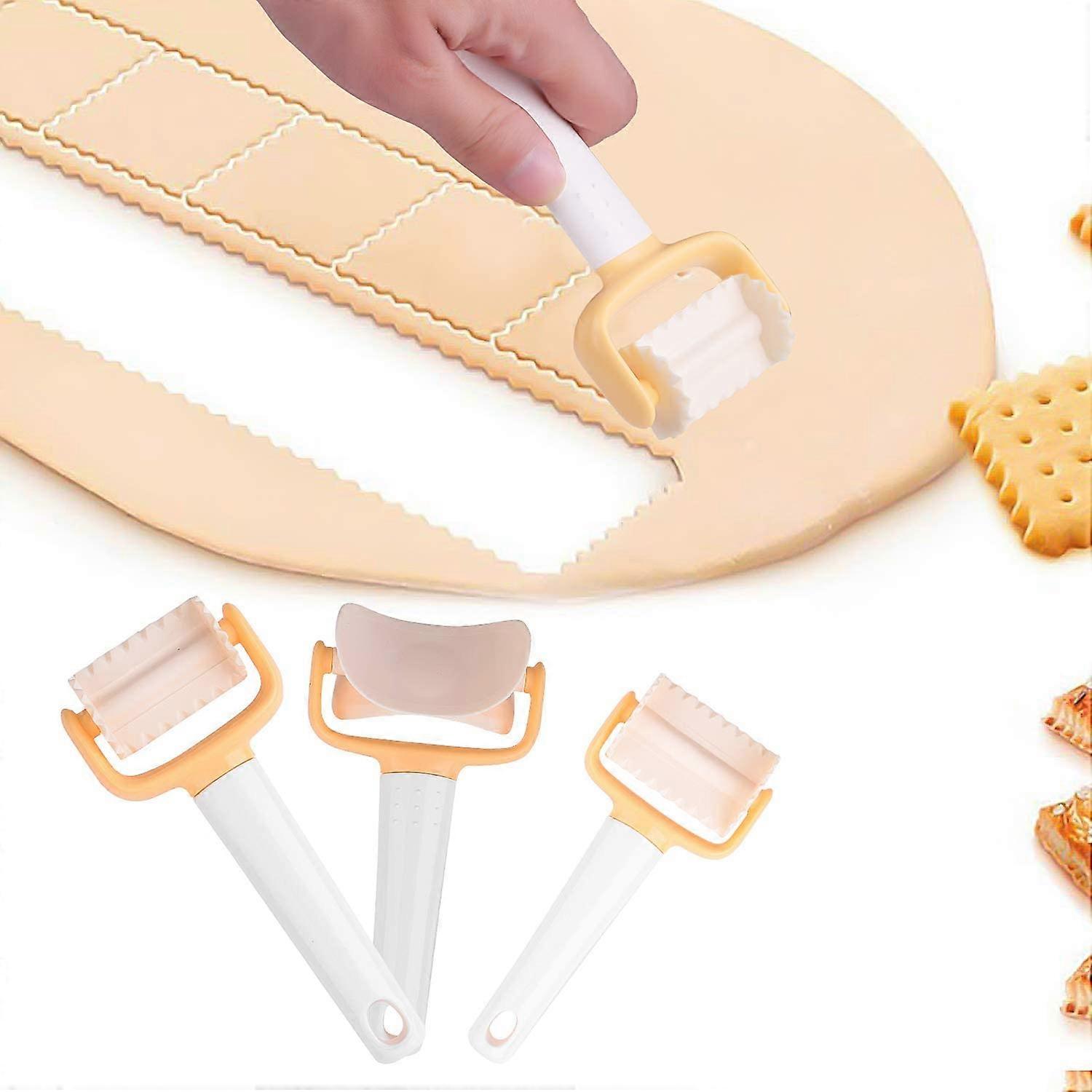 Cookie Cutter, 3 Pieces Plastic Cookie Mold Kit Multifunctional Cutter Kitchen Accessories Tool for Pizza Cake Bread DIY Decorating Tool