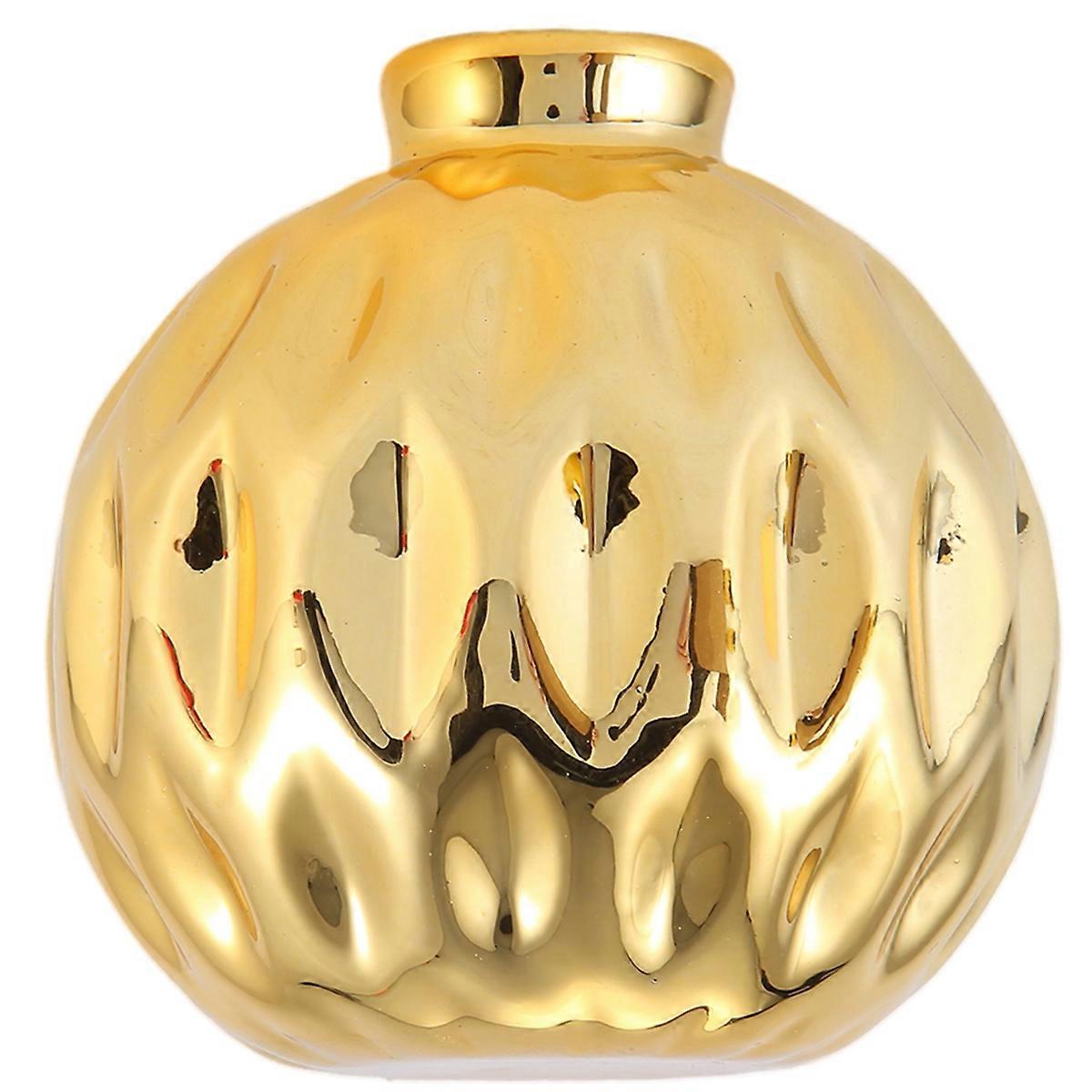 Small Vase Small Flower Embossed Fish Lip Pattern Crafts (Gold)