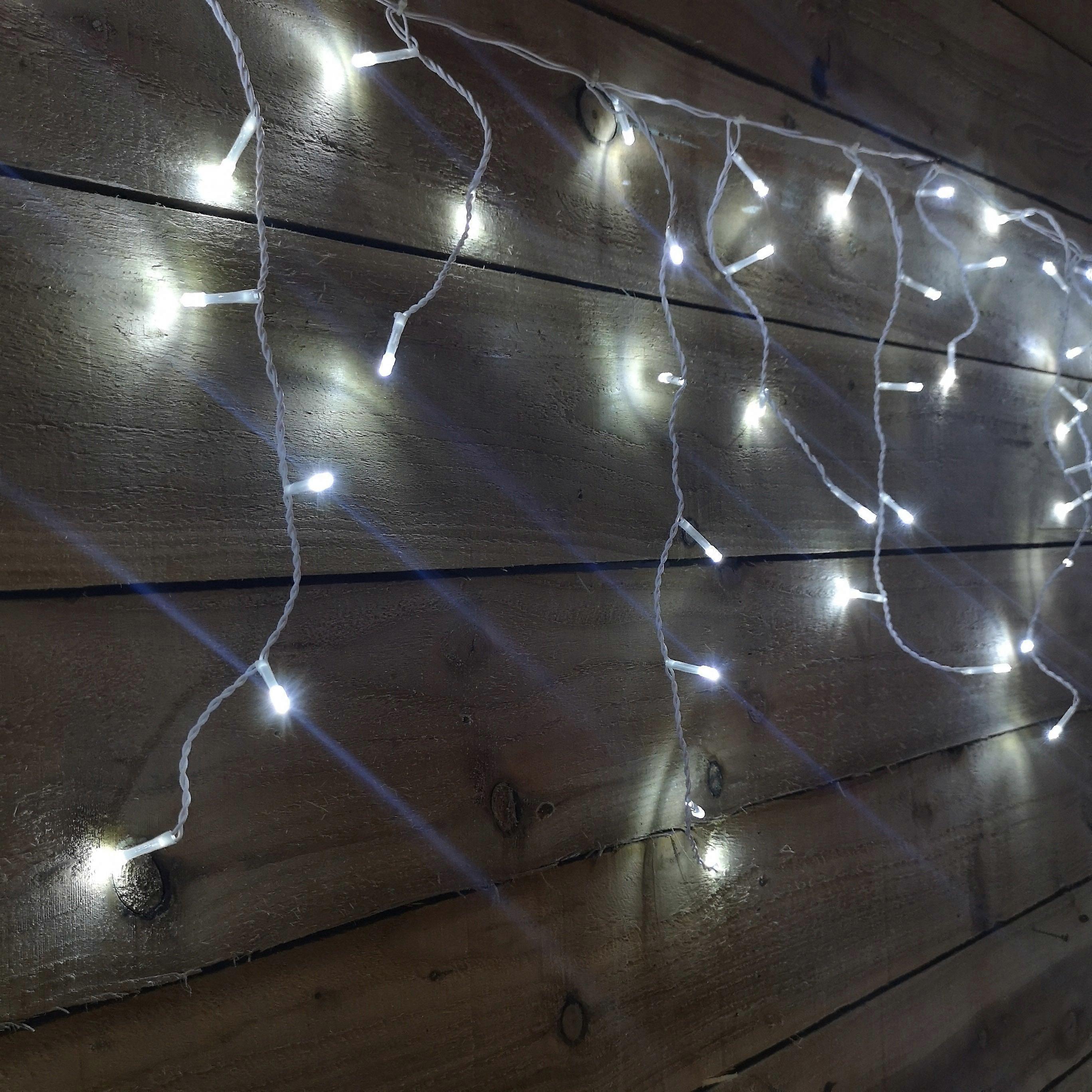 240 Indoor Outdoor Christmas Multi-function Led Icicle Chaser Lights White