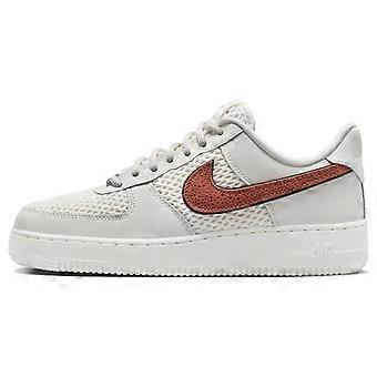 Nike Air Force 1 Low 07 sko 'Basketballlæder' til kvinder DZ5228-100