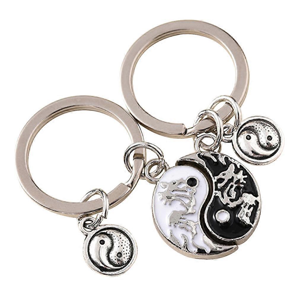 Couples Keychain Set Durable, Skin Friendly Key Ring for Boyfriend Girlfriend, Perfect for Special Occasions Symbol of Connection