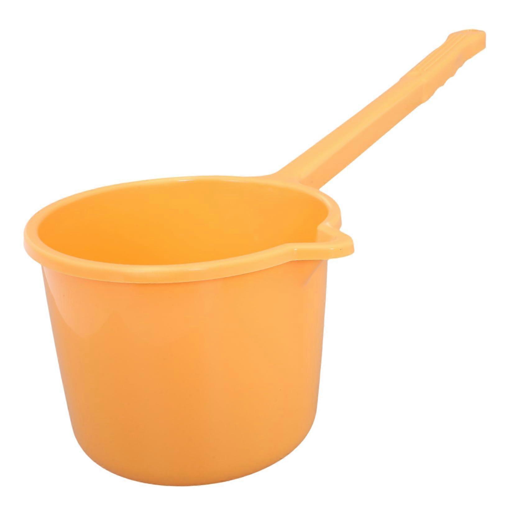 Long Handle Plastic Water Scoop Bath Ladle with Drain Spout for Kitchen Bathroom Multipurpose Use