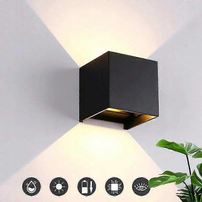 Downlight LED square sensor wall lamp on outdoor exterior wall (black)
