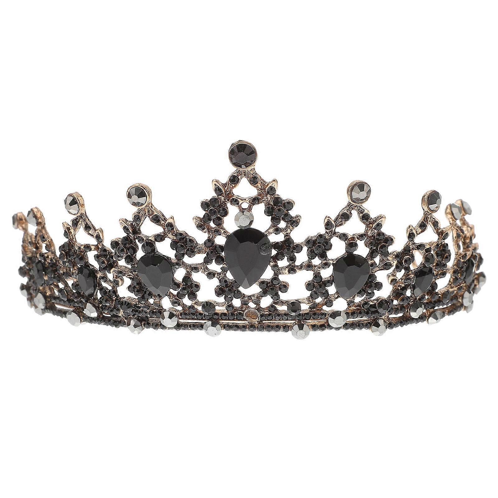 Bridal Headwear Combining Practicality with Sophisticated Design