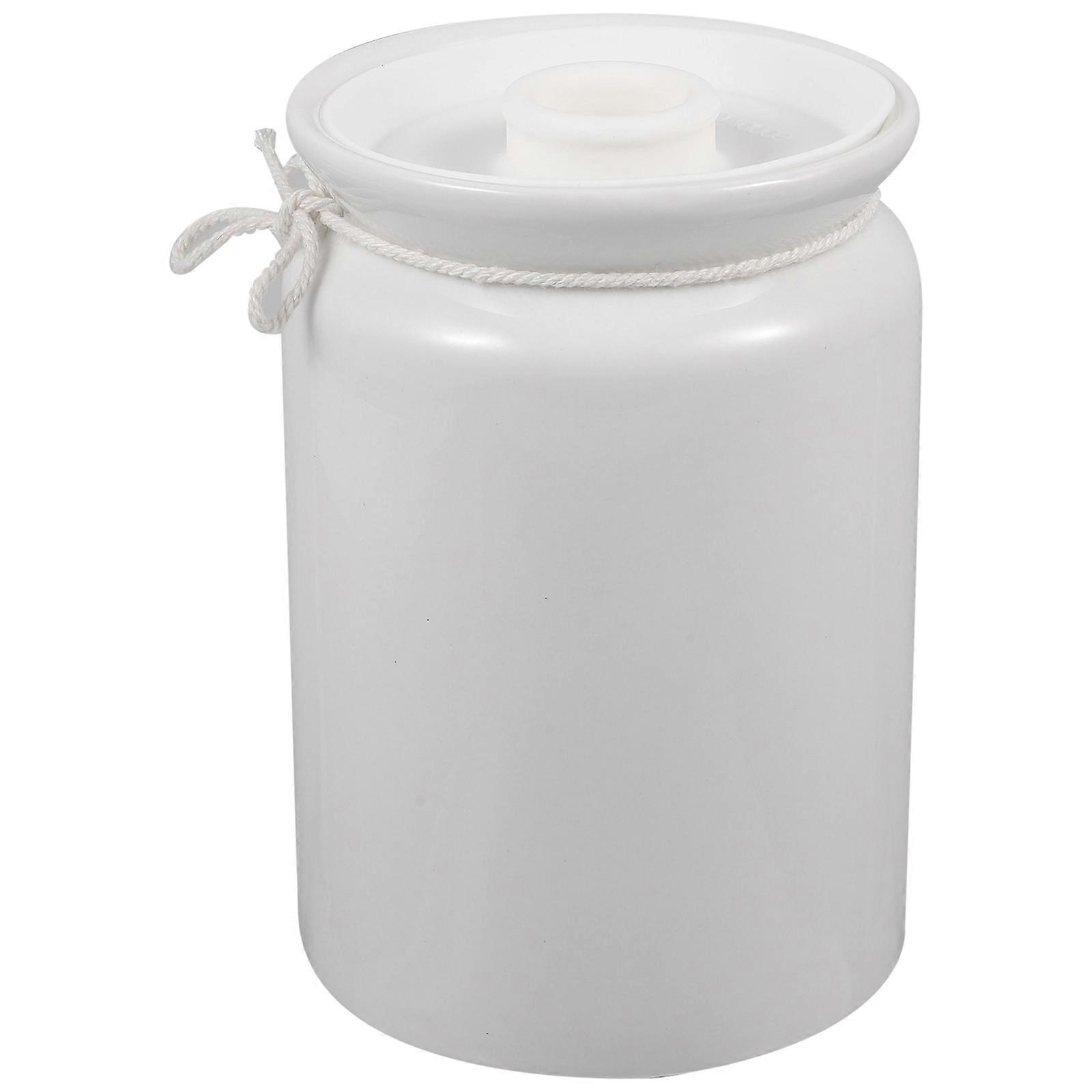 White Ceramic Jar with Silicone Lid for Kitchen Use 800ml Storage Container for Seasoning Spice