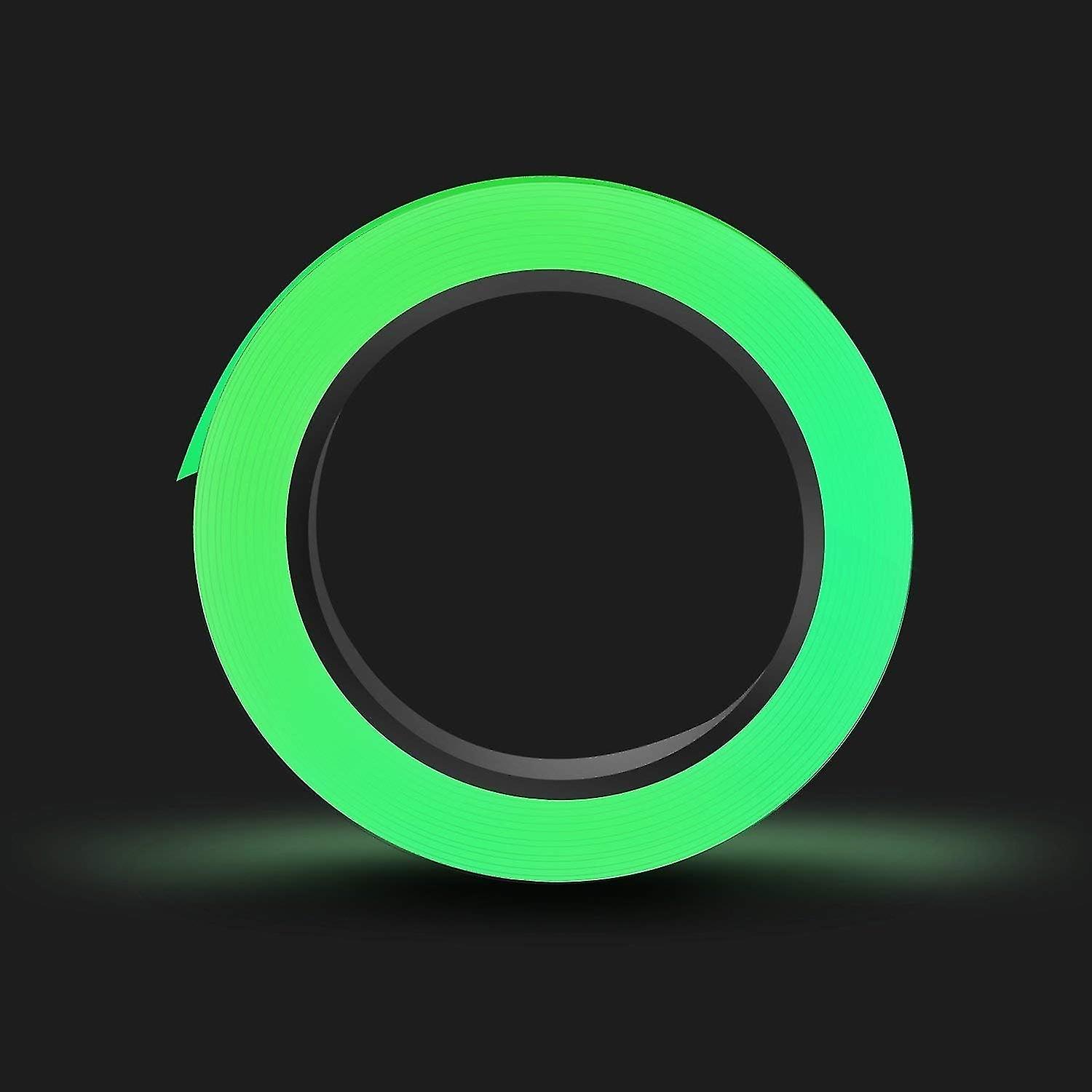 2 rolls of phosphorescent tape（2cmX5M）