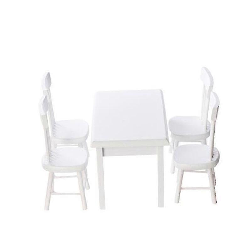 Mesa de jantar de madeira e conjunto modelo de cadeira