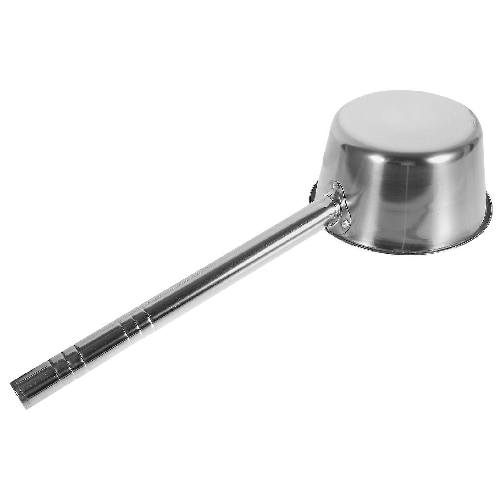 Kitchen Ladle Featuring Integrated Molding, Perfect for Daily Cooking Tasks