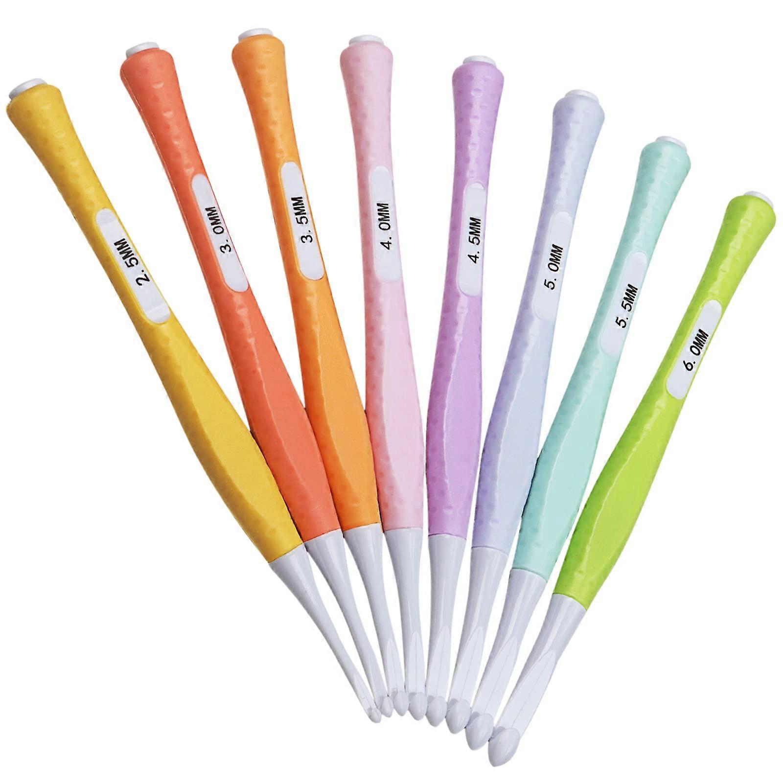 Lightweight Crochet Hook Set, 8 Ergonomic Crochet Hooks 2.5-6 mm with Non-Slip Silicone Handles, Candy Color ABS Design