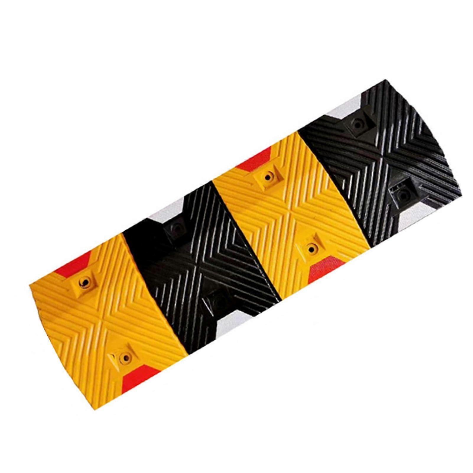 100-Cm Rubber Speed Bump 5 mph Traffic Calming Barrier For Streets, Parking Lots, And Residential Areas 100x35x5 Cm