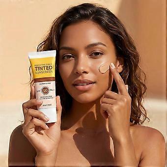 Hydrating Sunscreen with Sun Protection, Long-Lasting Moisture, Lightweight Non-Sticky Texture, Suitable for Daily Outings, Commuting, Men and Women