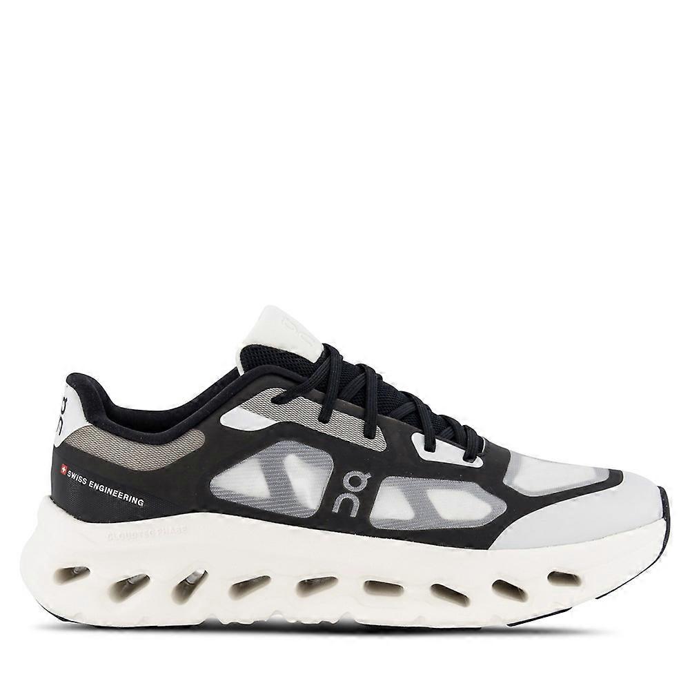 Shoes On 3MG10271430