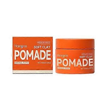 La pâte coiffante Hoegoa crée une coiffure brillante, des cheveux naturels cirés et une texture mate sans être lourde.