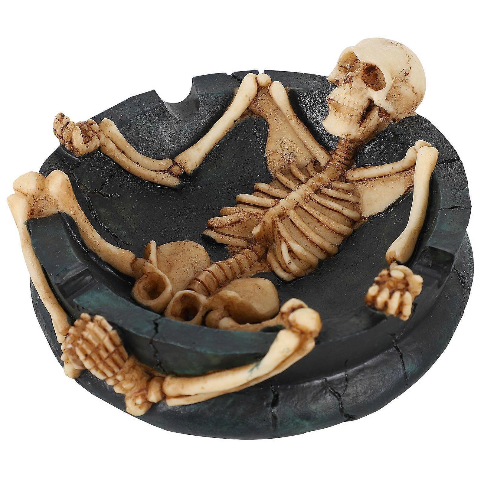 Resin Skull Ashtray Gothic Halloween Skeleton Design Decorative Ornament & Practical Desktop Ash Container