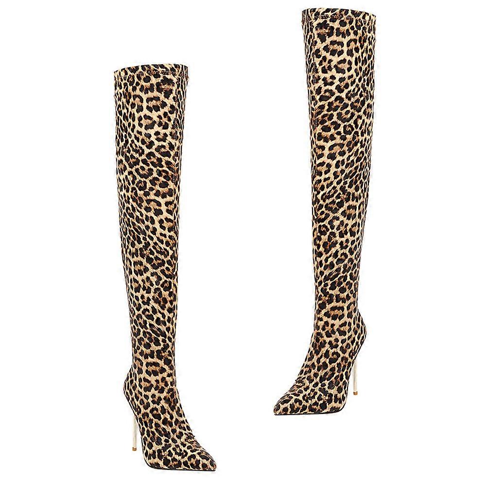 Elegant High Heel Boot, Combining Practicality and Style for Cold Weather Wear