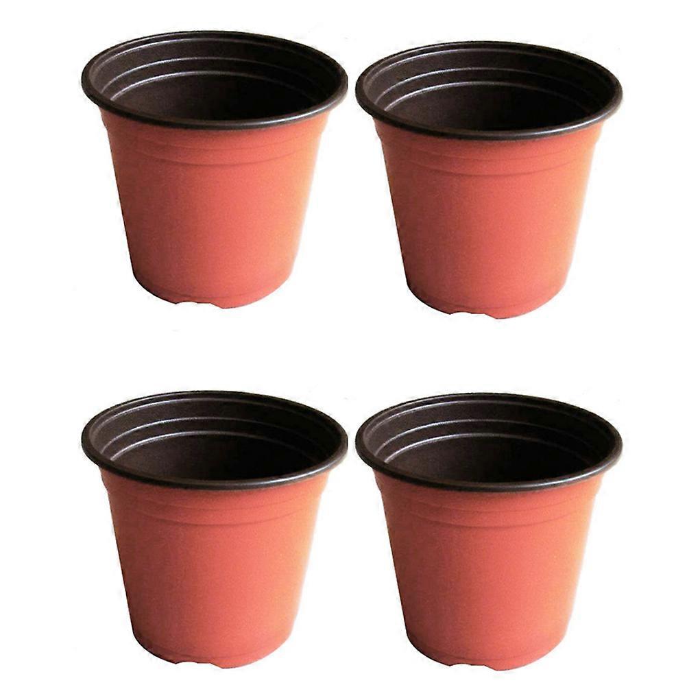 Compact Plant Containers Supporting Root Growth and Easy Handling
