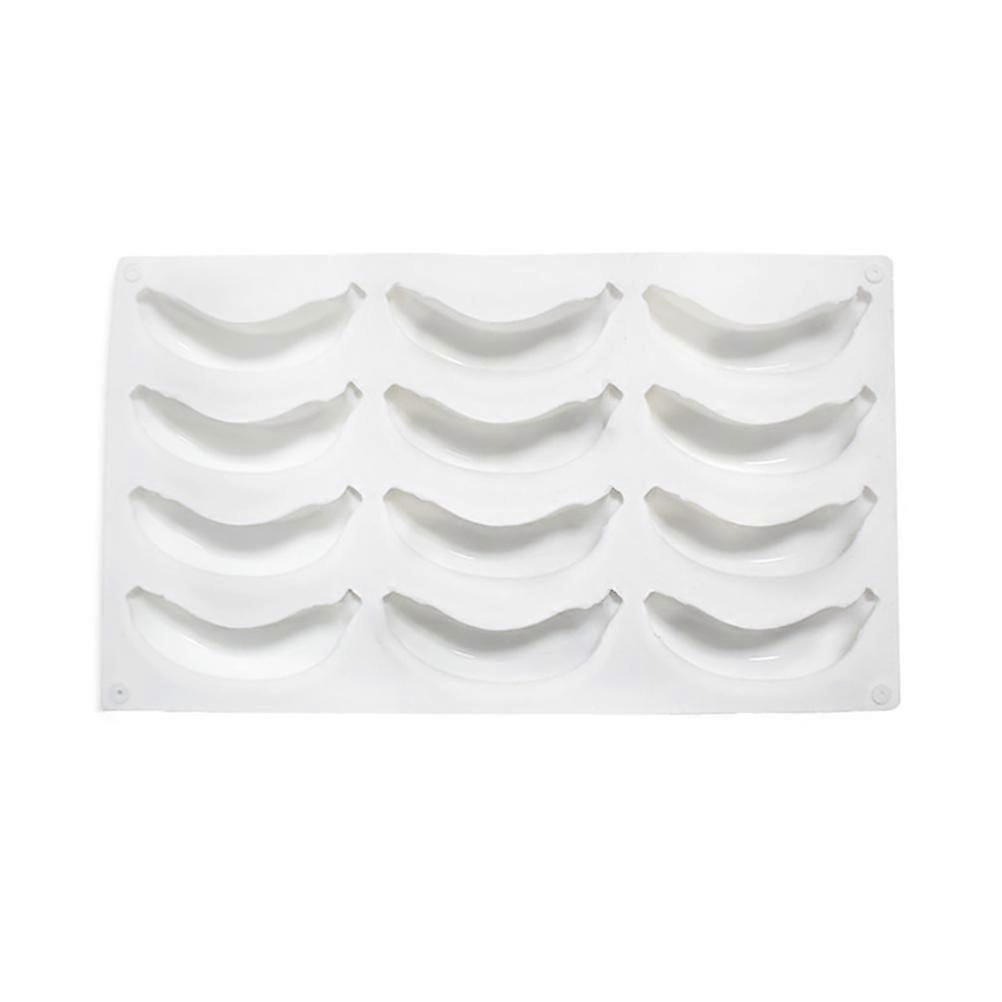 Cake Mold Pan 12 Cavity Silicone Bakeware Mold Tray Banana Design Baking Tool for DIY Cake Jelly Mousse