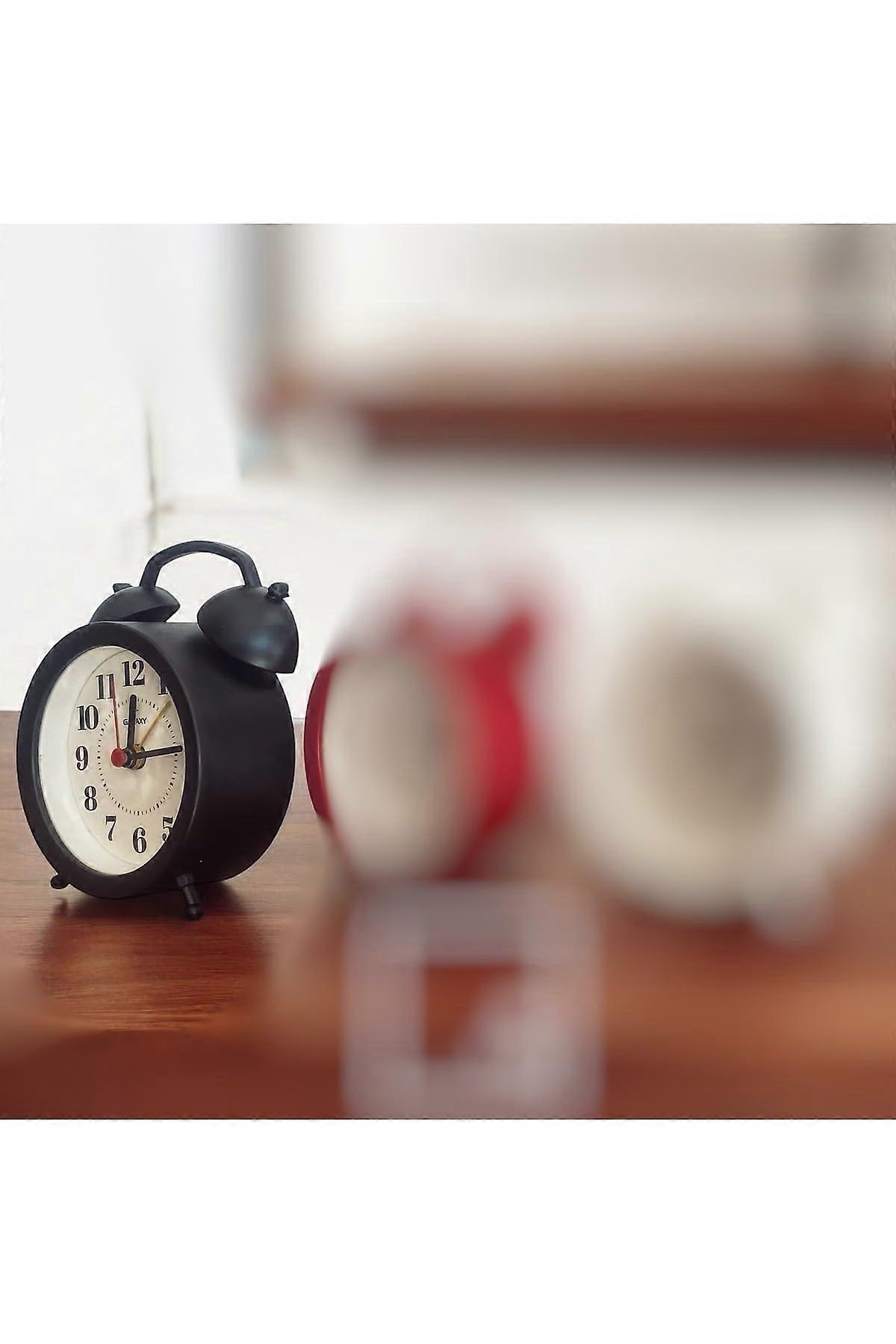 Classic Black Analog Alarm Clock with Clear Display, Reliable Alarm, Retro Style for Bedroom