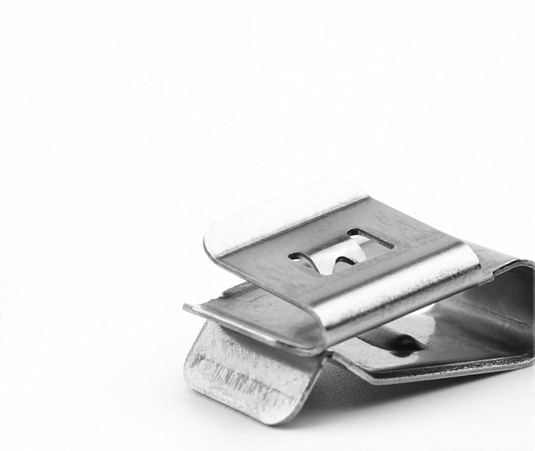 Solar Panel Cable Clips 300 Pack for Secure Wire Management and Rooftop PV Installation