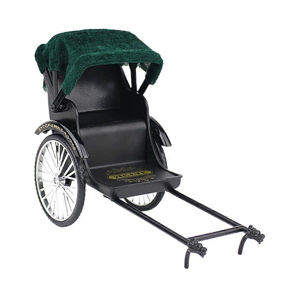 Vintage Style Model with 5Pcs Retro Desktop Decorations