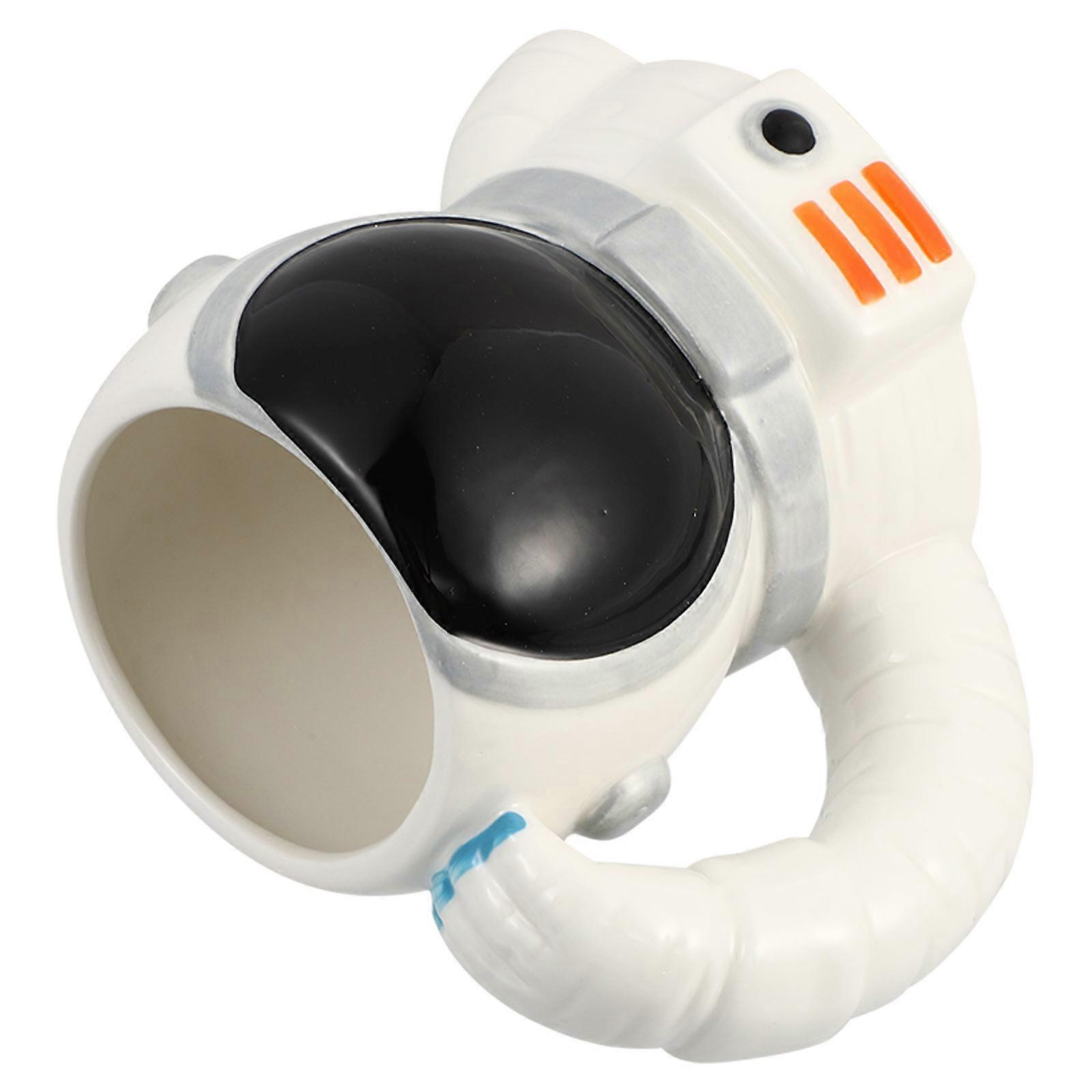 Astronaut Design Ceramic Mug for Storage Color and Fashionable 1pc
