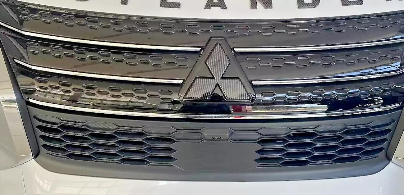 CDEFG for 2022 2023 2024 2025 Mitsubishi Outlander Screen