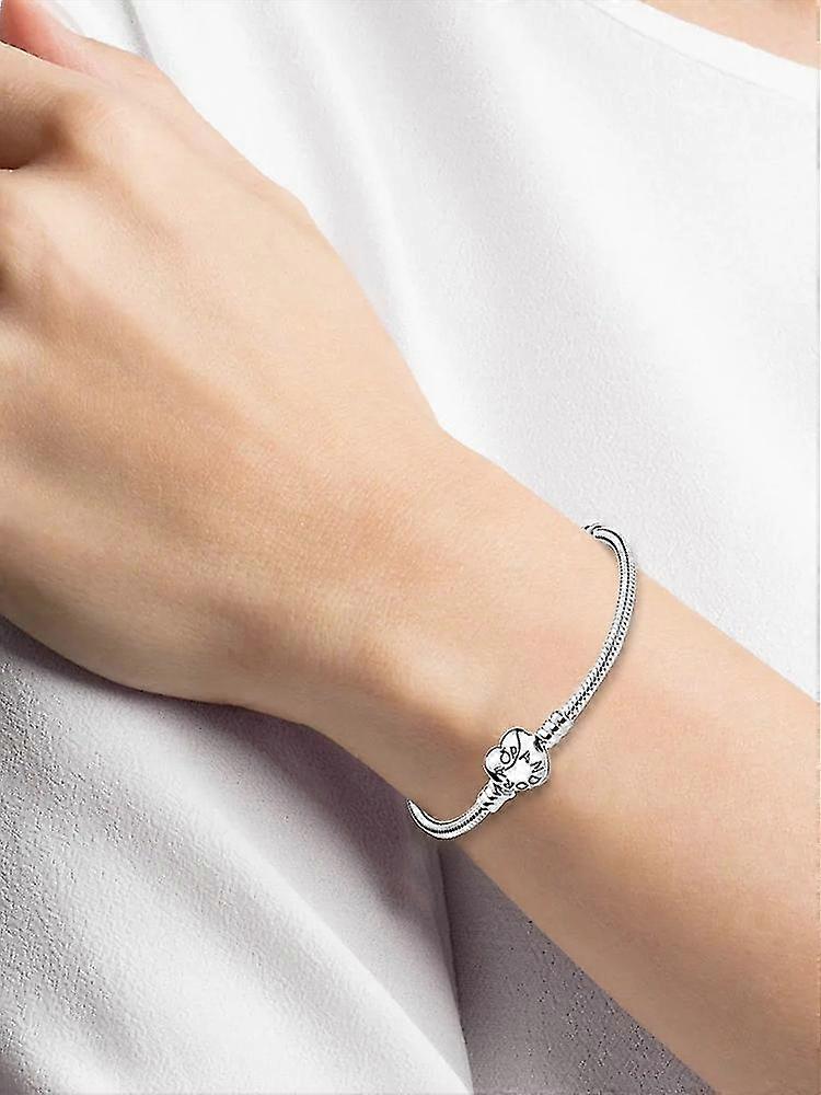 18cm Thick Silver-Plated Copper Bracelet with Leaf Clasp