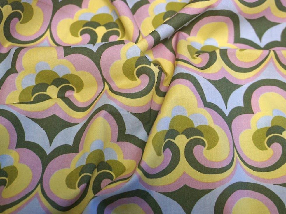 Lady McElroy Marlie Cotton Lawn Fabric Pastel - per metre
