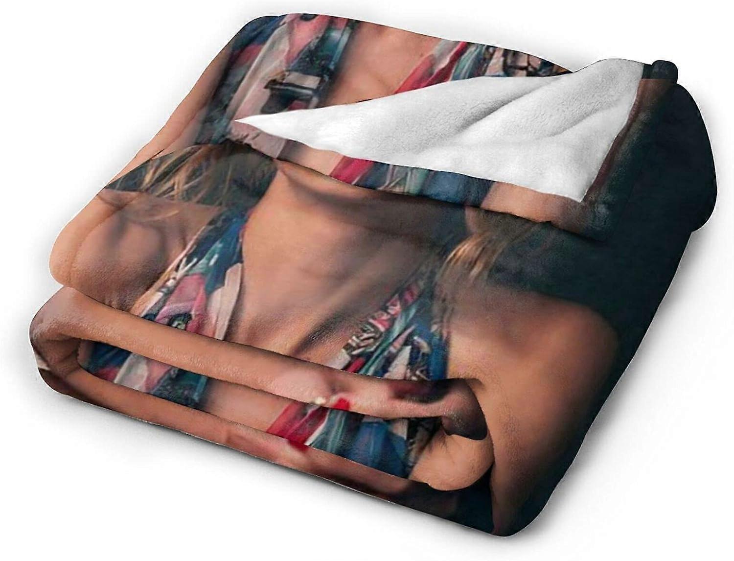 Lily Rose Depp Filt Ultramjuk Flanellfilt 3D-tryck Fluffig plysch filt Sängkläder Dekor Kasta Filt för vardagsrum Sovrum Sovsal Dekor (3Storlekar