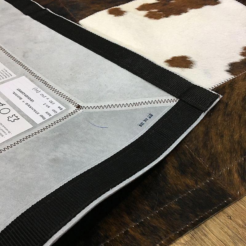 Tappeti Patchwork In Pelle Di Vacchetta Tagliata A Dadini Mucca Della Normandia Con Bordo