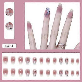 Vrouwen blush roze glanzende valse nagel met onschadelijke en gladde rand nagels