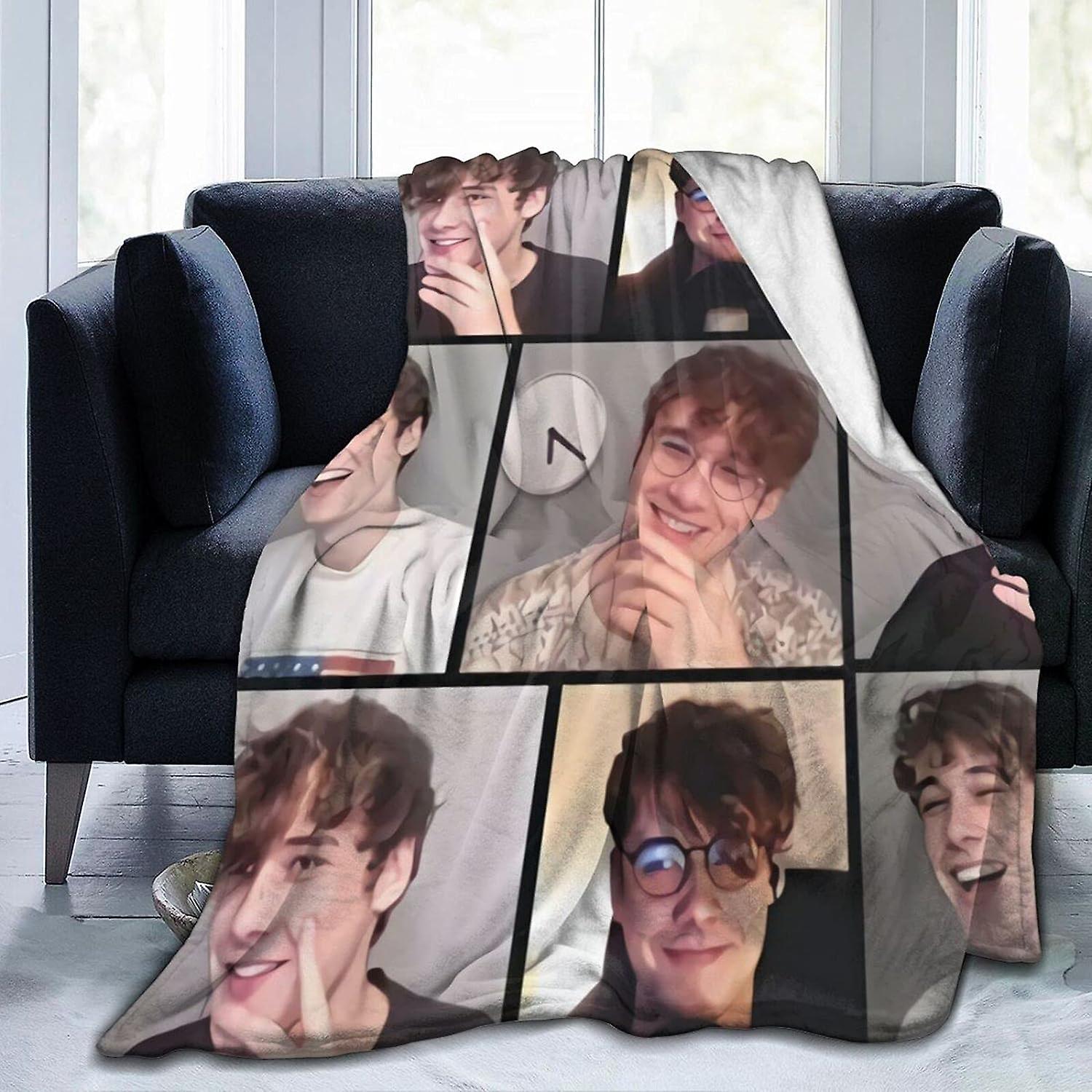 Wilbur Soot Soft and Comfortable Warm Fleece Blankets Beach Blanket Picnic Blankets Throw Blankets