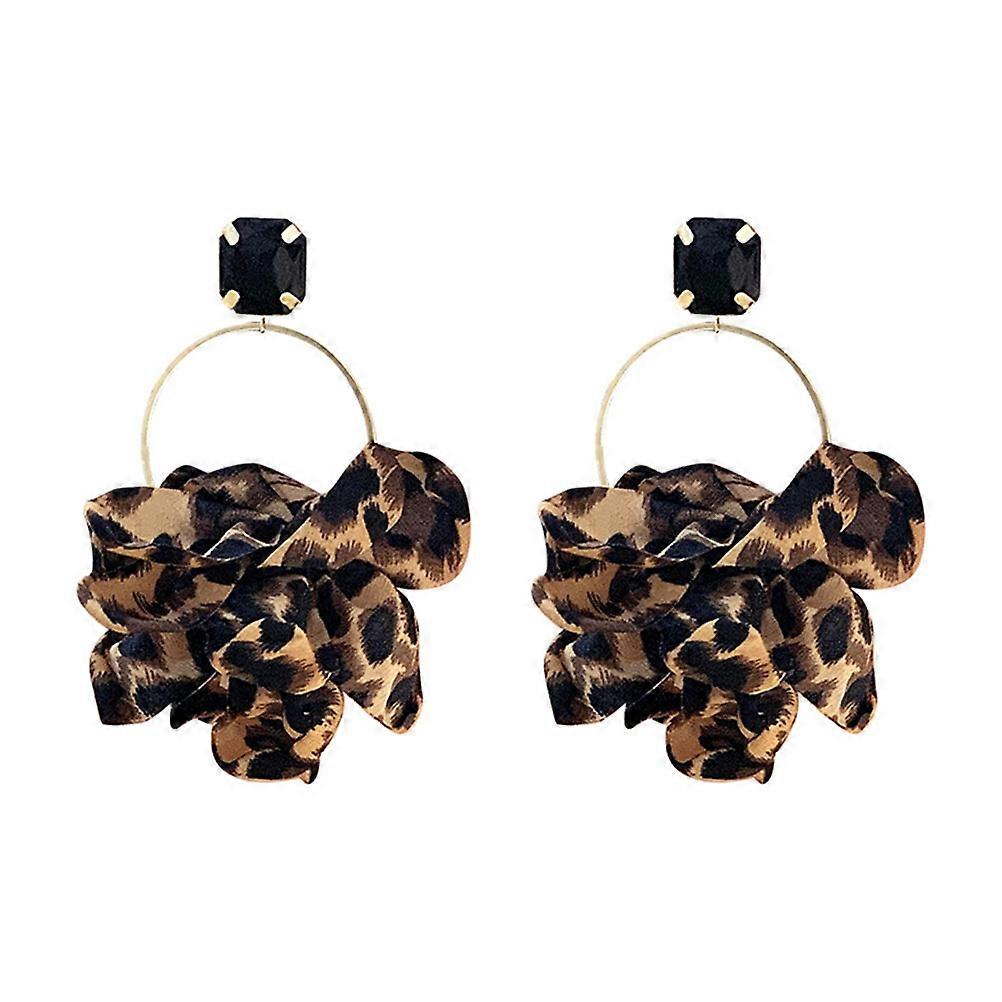 Here's a refined and engaging product description for your **Leopard Print Large Hoop Earrings**:
**Leopard Print Large Hoop Earrings – Retro