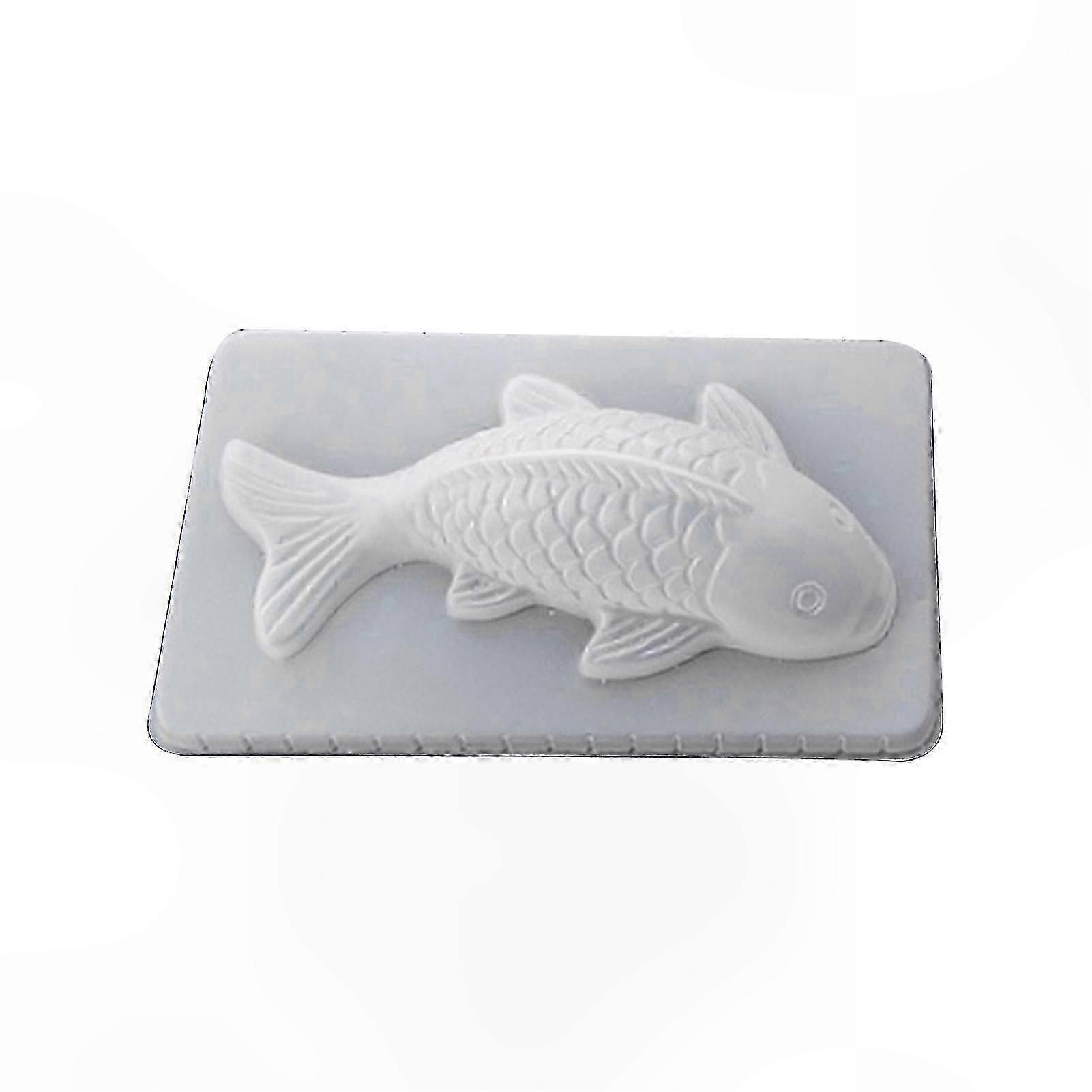 Non-Stick Fish-Shaped Cake Mold for Kitchen Use