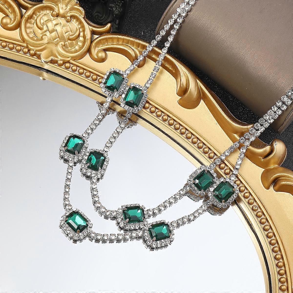 Collana con clavicola in argento con doppio strato di diamanti verdi temperati, design di nicchia, personalità versatile.