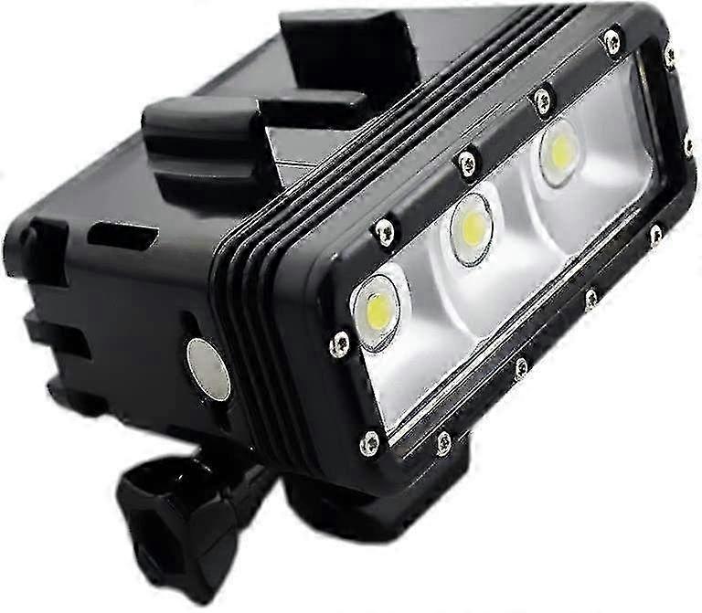 Submersible Illumination Device for Diving