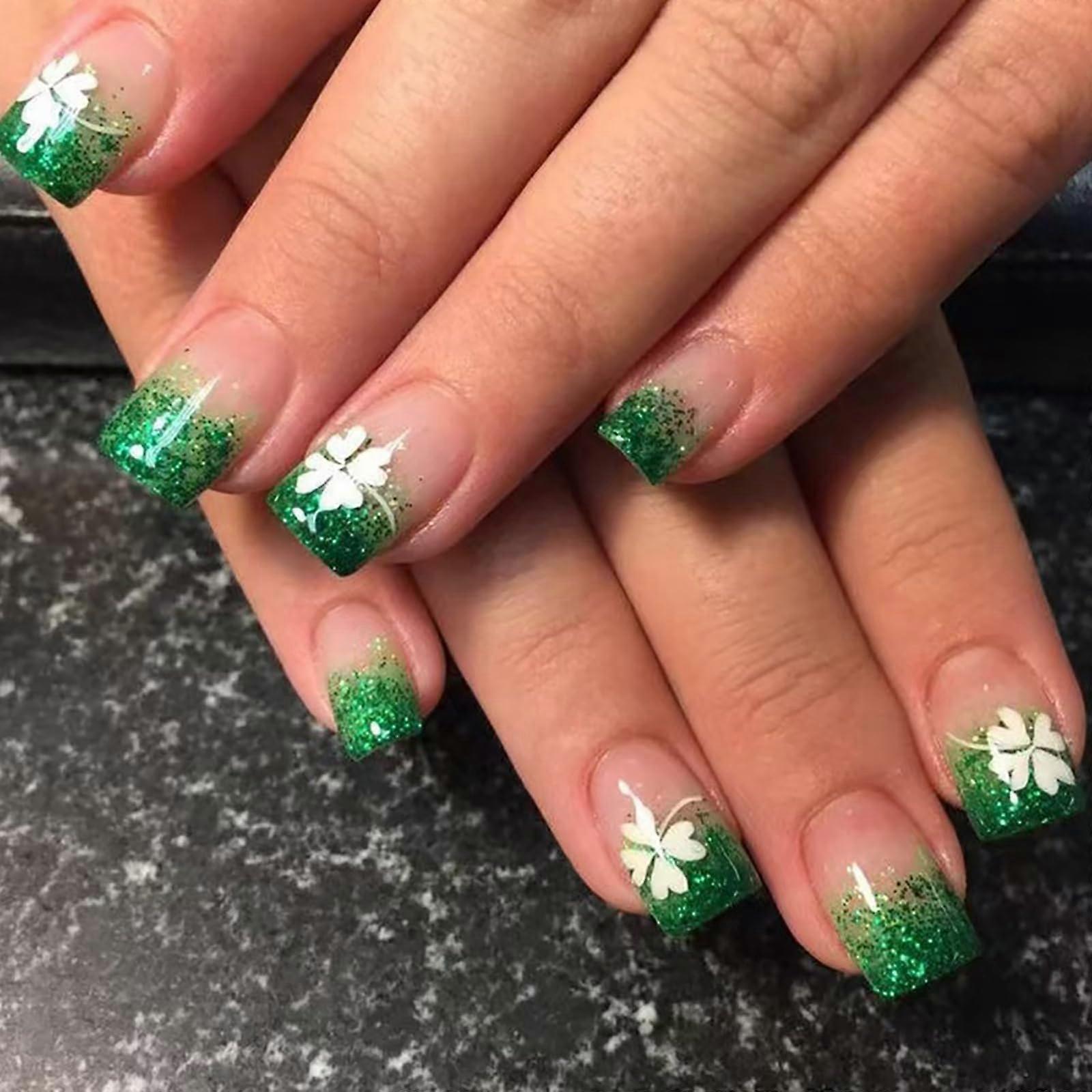 St. Patrick's Day Green Press On Nails Short Square Clover Glitter Gradient False Nails 24pcs