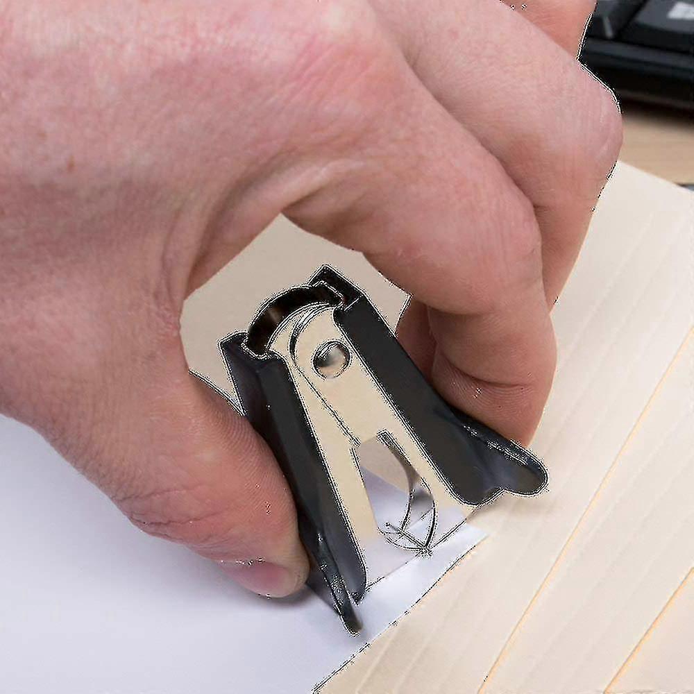 Staple Remover Tool For Office, School, Easy To Carry(1pcs,black)