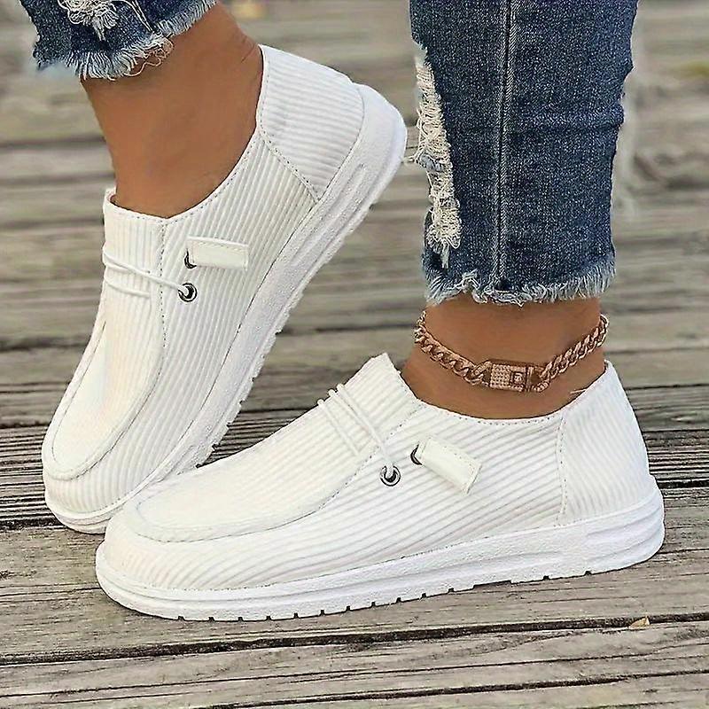 Women's Breathable Solid Color Low Top Sneaker Wear
