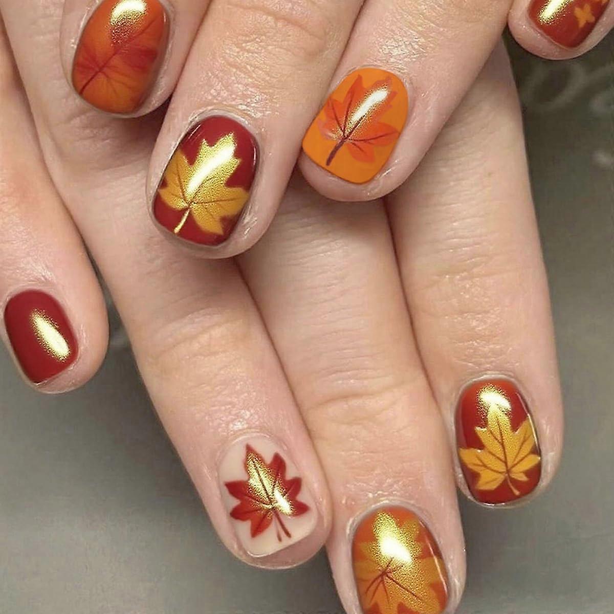 24Pcs Short Square Press On Nails Red Orange Maple Leaf Fall Design Glossy Reusable Fake Nails