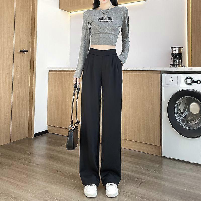 Stylish and Comfortable! Straight Leg Trousers for Tall Women with a Vertical Line