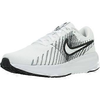 Nike Sport / Nike Run Defy Sneaker
